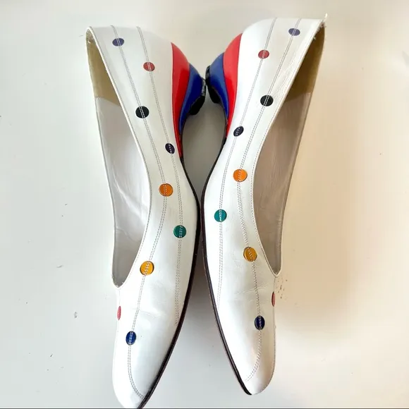 Vintage 80s STUART WEITZMAN For MARTINIQUE Dot Wedge Kitten Heels—SZ 7.5