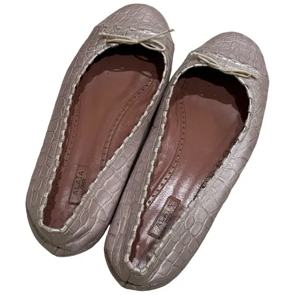 Vintage Alaia Leather Pink Bow Embossed Ballet Flats Women’s Size EU 39.5 US 9