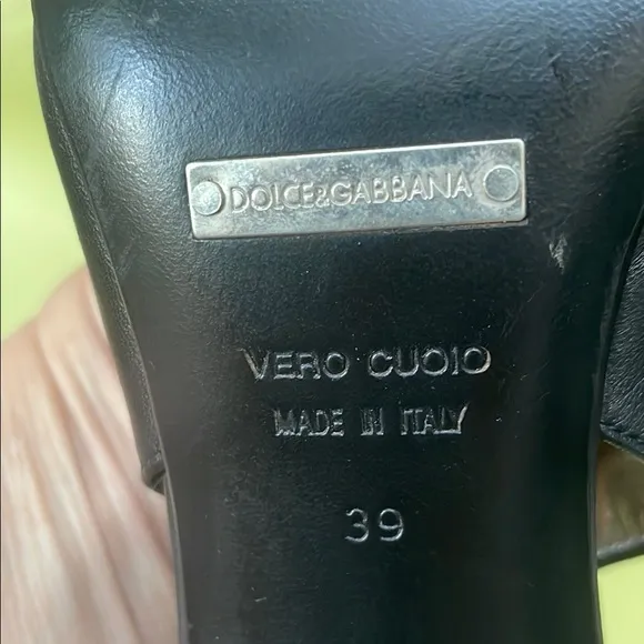 Vintage Dolce &amp; Gabbana Black Textured Leather Heels