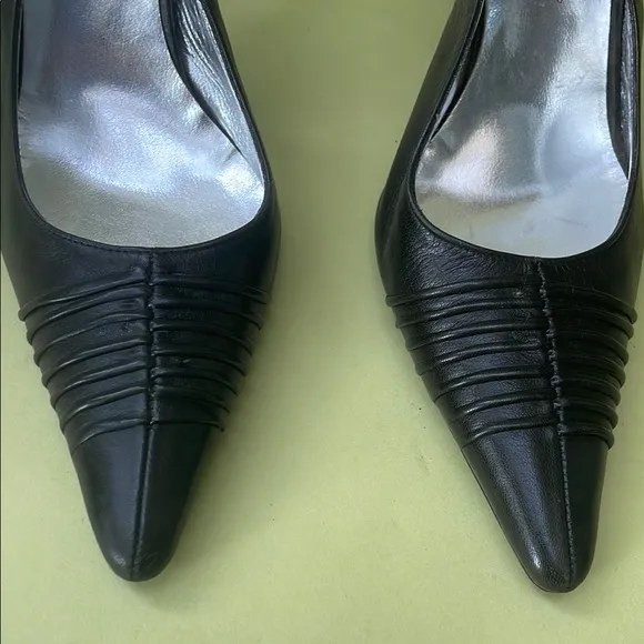 Vintage Dolce &amp; Gabbana Black Textured Leather Heels