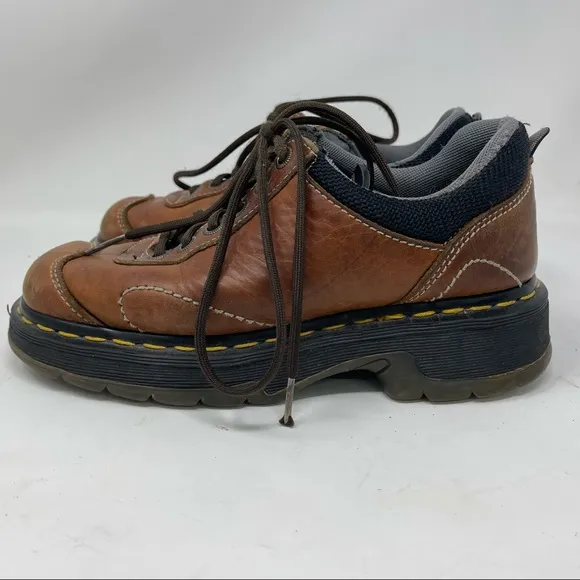VINTAGE Dr. Martens OXFORDLACE UP shoes 9797 very rare style