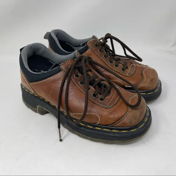 VINTAGE Dr. Martens OXFORDLACE UP shoes 9797 very rare style
