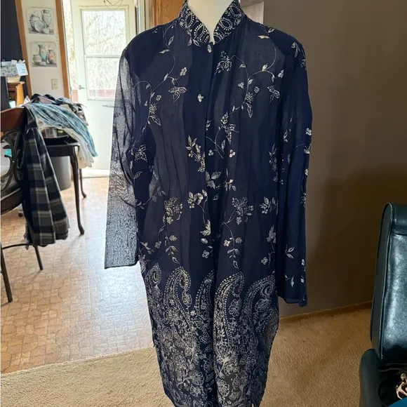 Vintage Elegant Blue and White Sheer Kaftan with Sparkly Buttons