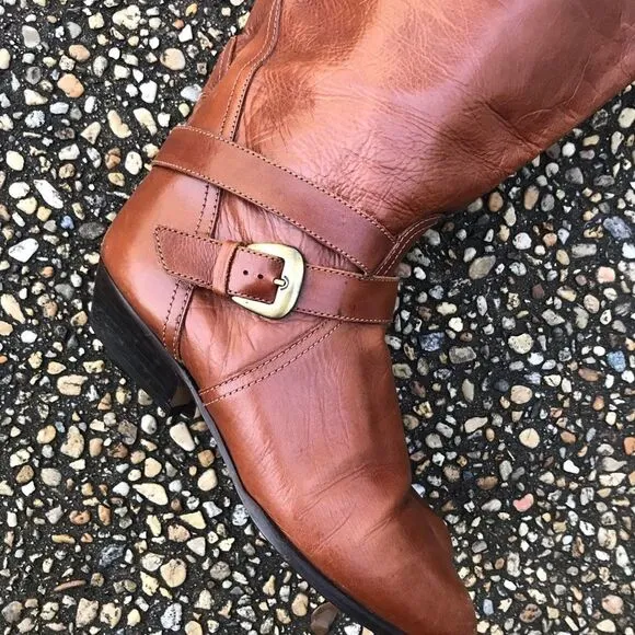 Vintage Enzo belted harness flat heel riding boots 8 fabulous!!