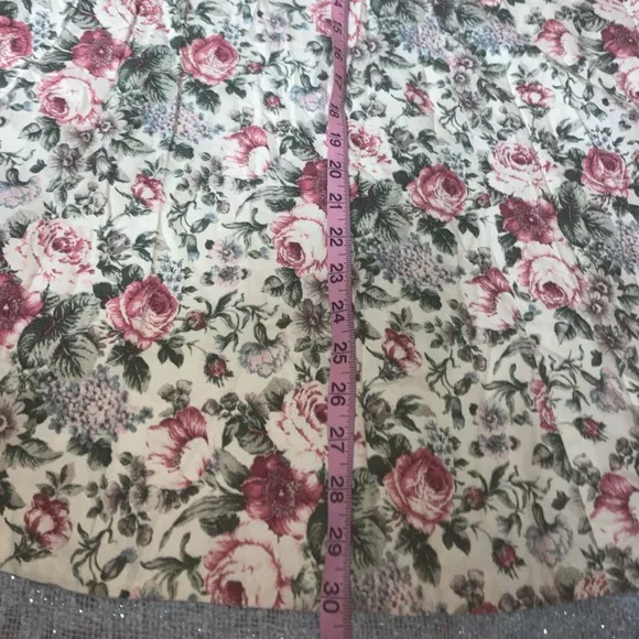 Vintage floral skirt