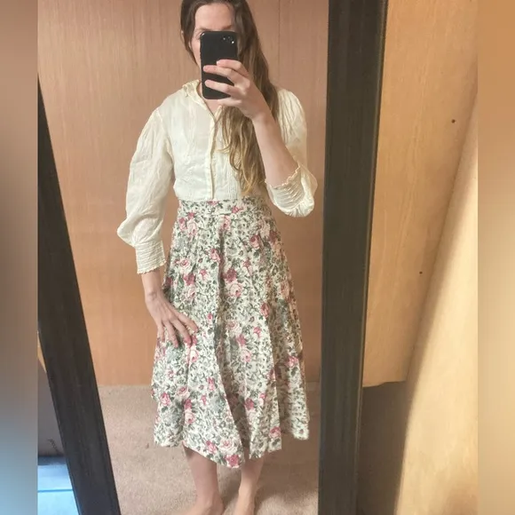 Vintage floral skirt