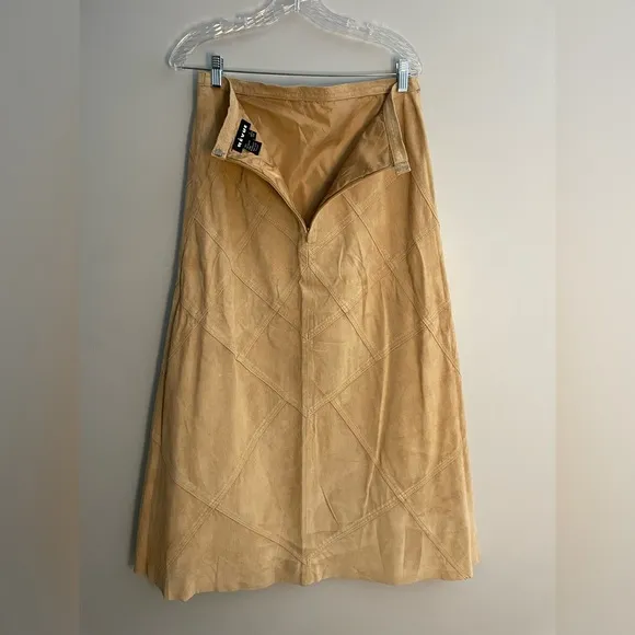 Vintage Revue Tan Leather Women’s Midi Skirt Size 12 Beige A-Line Lined Diamond