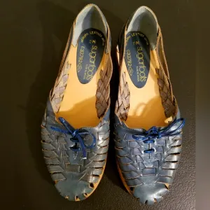 VINTAGE SUGARFOOTS WOVEN LEATHER LACE UP FLATS BRAZIL SIZE 6 VTG RETRO 70S/80S