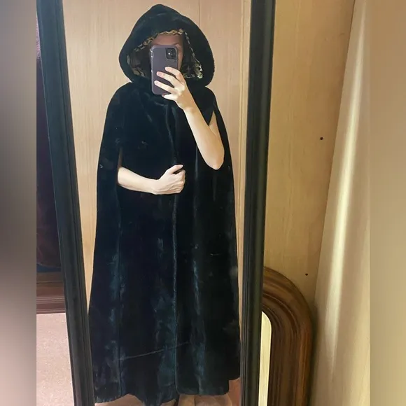 Vintage Velvet Hooded Opera Coat/ Cape