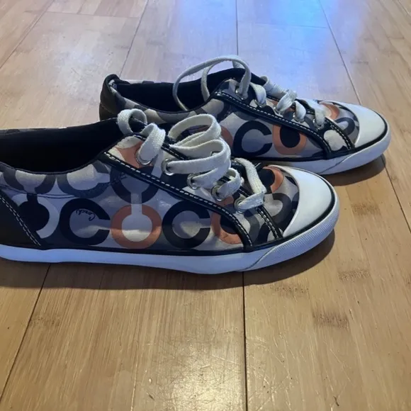 Vintage Y2K Women’s Size 6 Coach Monogram Logo Canvas Sneakers