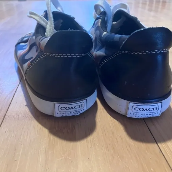 Vintage Y2K Women’s Size 6 Coach Monogram Logo Canvas Sneakers