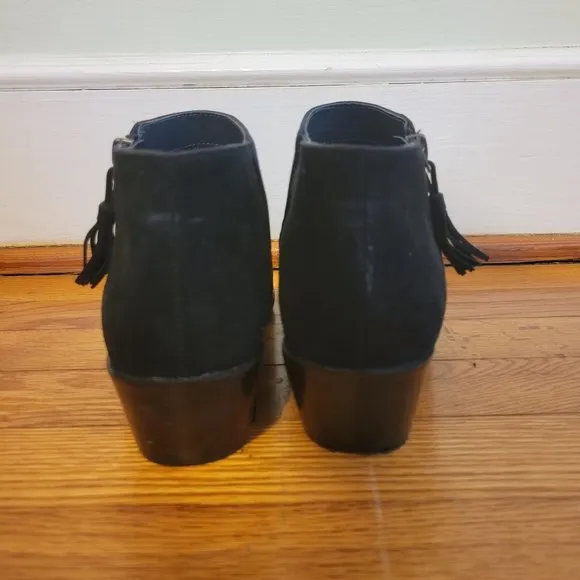 Vionic 9.5 SERENA Black Suede Leather Booties Ankle Boots Side Zip Tassel