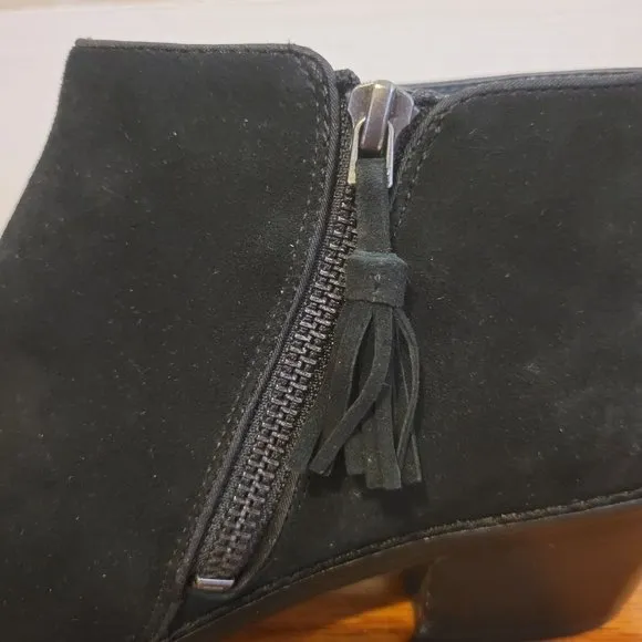Vionic 9.5 SERENA Black Suede Leather Booties Ankle Boots Side Zip Tassel