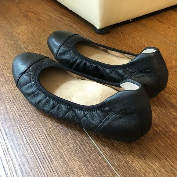 Vionic Ava Quilted Leather Flats