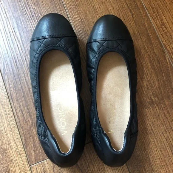 Vionic Ava Quilted Leather Flats
