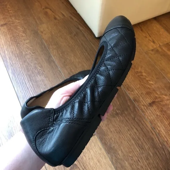 Vionic Ava Quilted Leather Flats