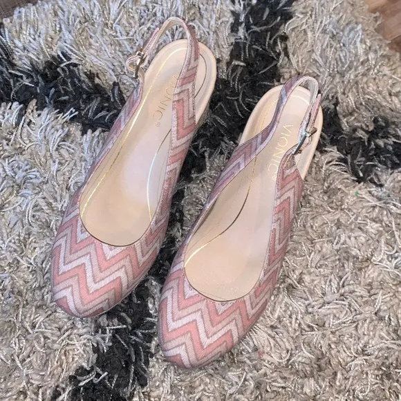 VIONIC Coralina Chevron Print Espadrille Wedges NEW 9 Rounded Toe Sling Back