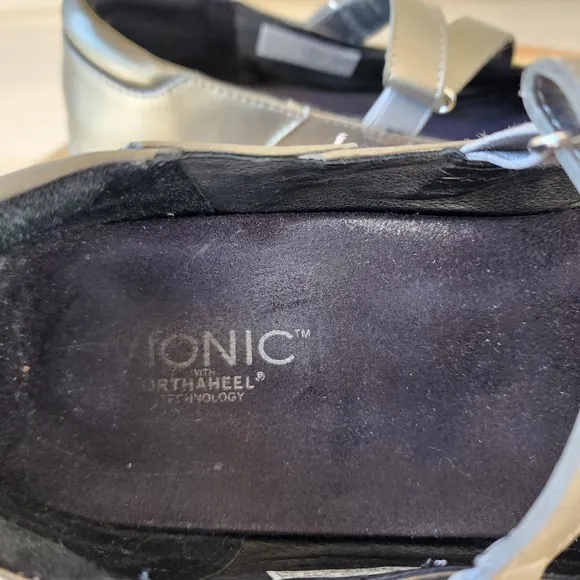 Vionic Judith Mary Jane flats