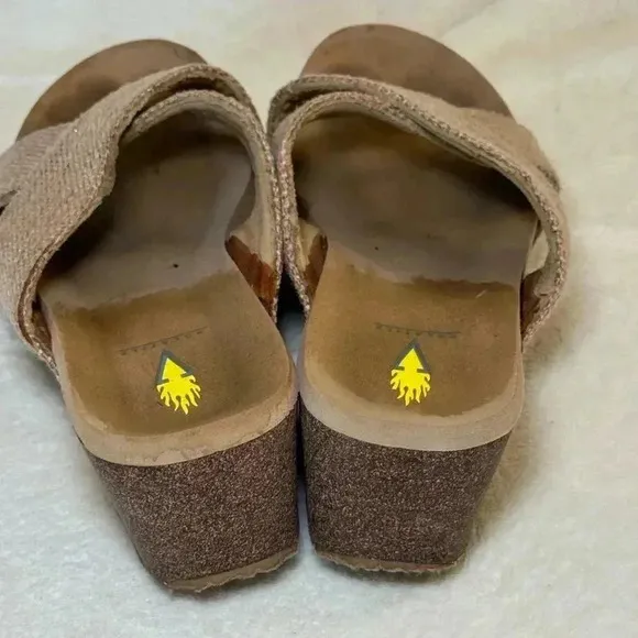 Volatile Newcastle Natural Wedges Size 10 Well Worn