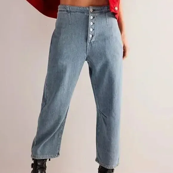 We The Free Osaka Midrise Barrel Jean Size 32