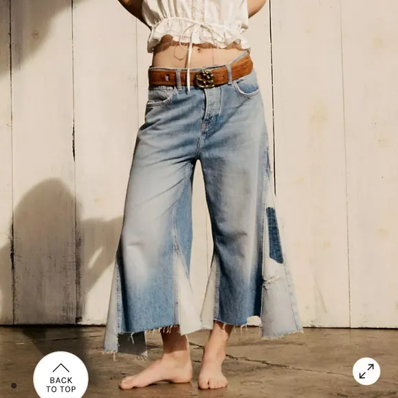 WE THE FREE RIPPLE WIDE LEG PIECED CROPPED JEANS