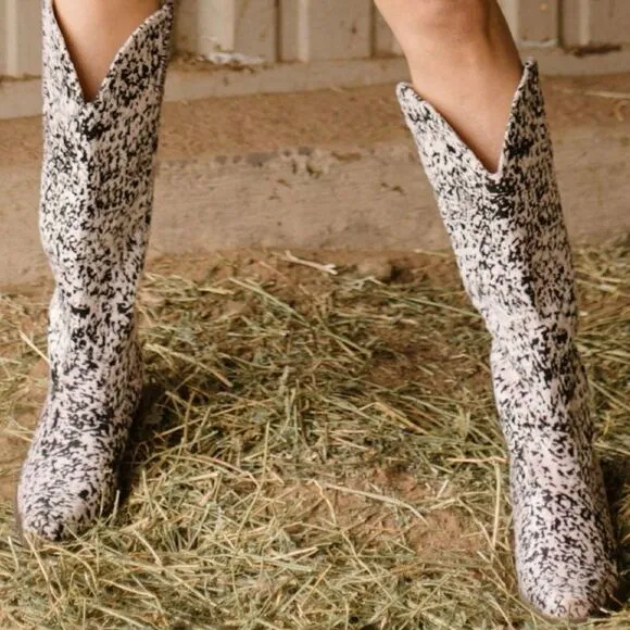 Western Round Em Up Cow Print Cowgirl Boots New