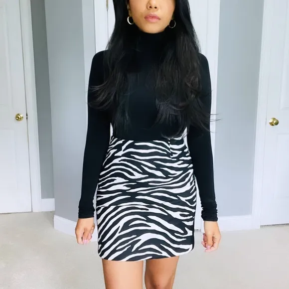 White House Black Market | Black White Zebra Animal Print High Waist Mini Skirt