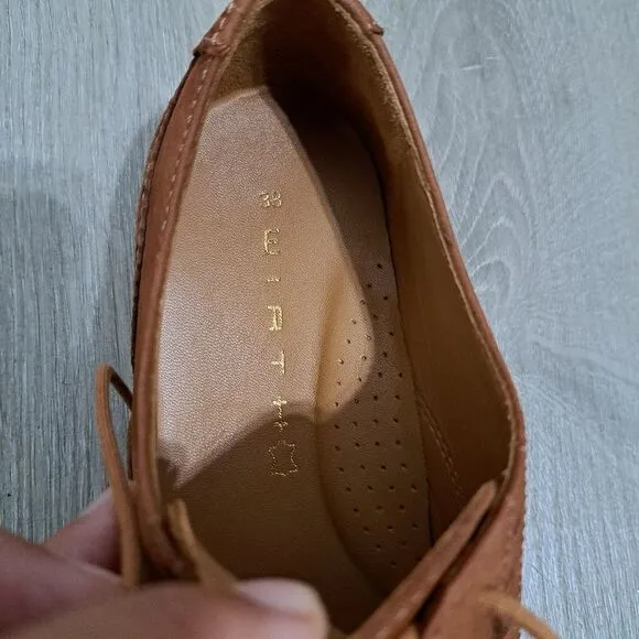 Wirth Women's Kamik Wing Lace Up Leather Textured Shoes Cognac Size 38 Brown