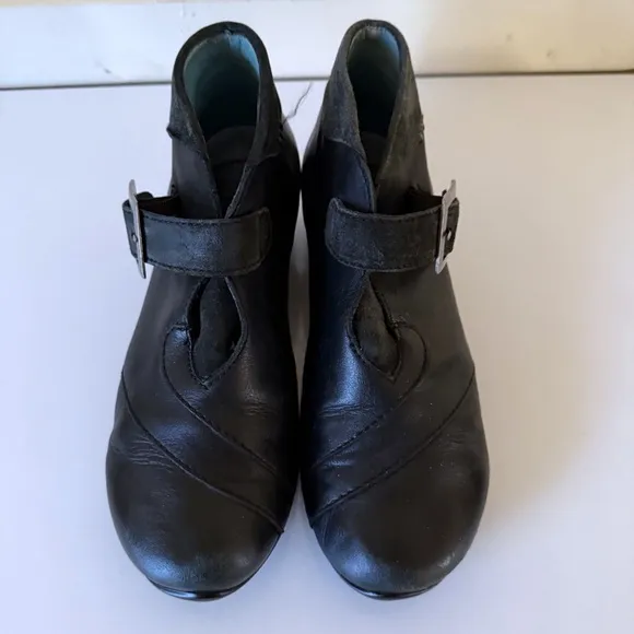 Wolky Black Leather Heeled Ankle Boots Womens SZ 38 US 7