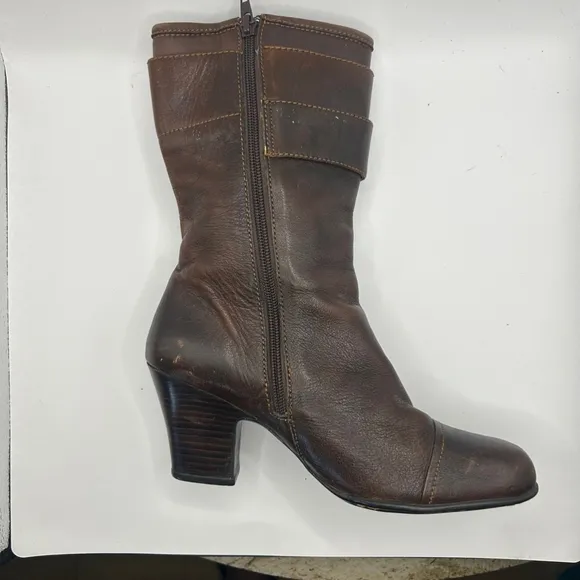 Women's Born heeled Boots Brown Size 7