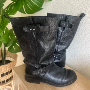 Women’s COACH Boots Black Leather Classic C Logo Mid Calf Slip On Flat Round Toe