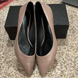 Women's Slip On Pointed Toe Ultra Low Kitten Heel Basic Dress Pumps Shoes.