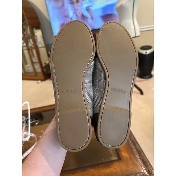 Womens Sperry Brown Plaid Preppy Flats. Size 7.5. NWOB