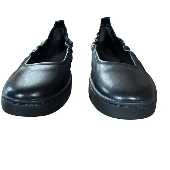 Women’s Vionic Size 7.5 Black Uptown Ballet Flats