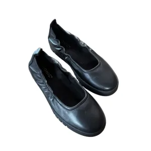 Women’s Vionic Size 7.5 Black Uptown Ballet Flats