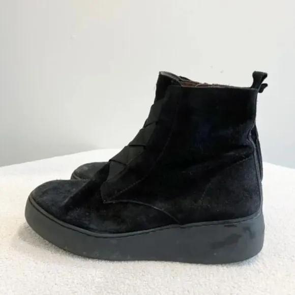 Wonders Fly Women’s 8 Black Ankle Boots 8332 Booties Suede Platform 38 Side Zip