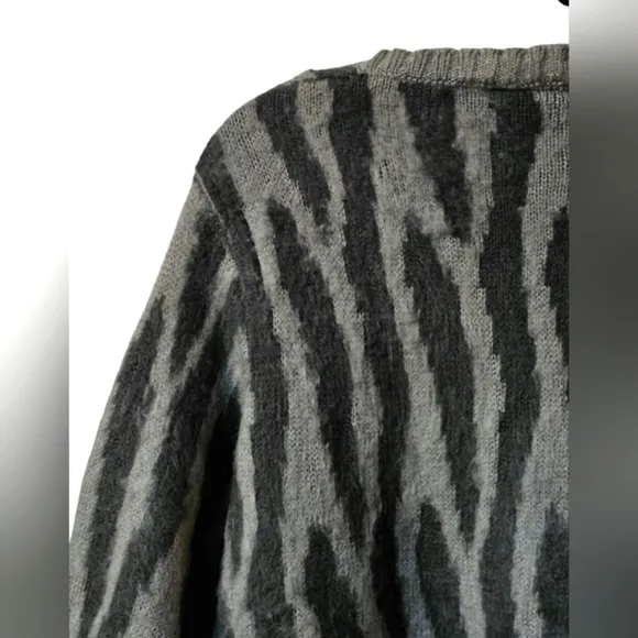 Wooden Ships Tiger/Zebra Gray Fuzzy Wool Loose Fit Pullover Sweater Crew Neck
