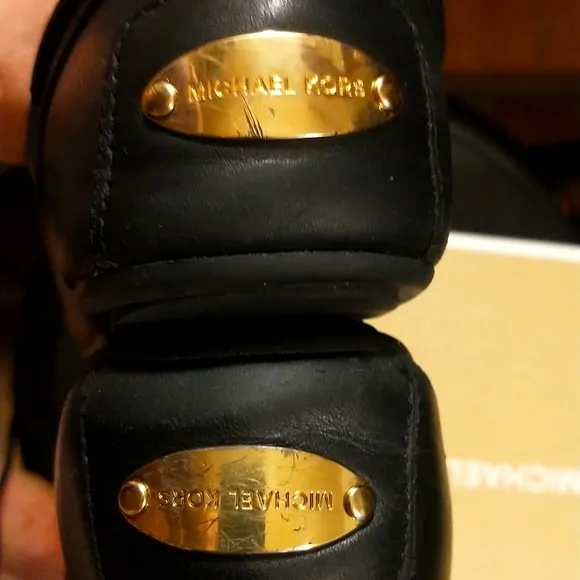 Worn1X! MMK Sutton Leather Moccasins Namesake Monogram Loafers Ballet Flats 8½