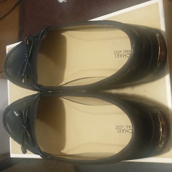Worn1X! MMK Sutton Leather Moccasins Namesake Monogram Loafers Ballet Flats 8½