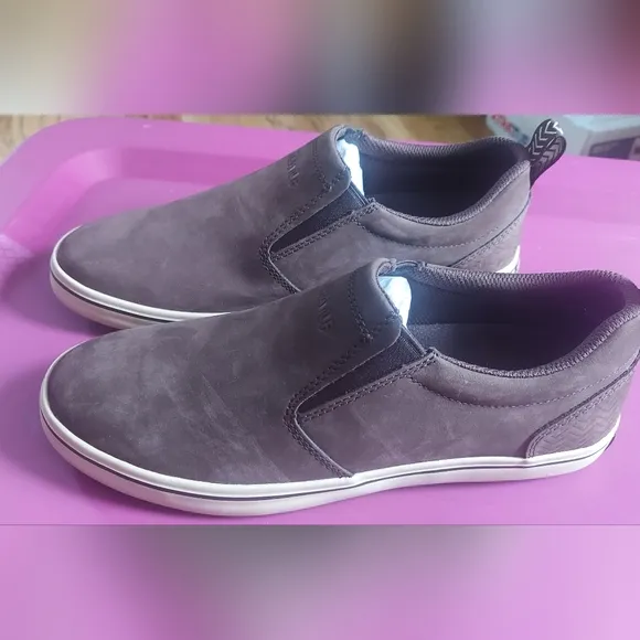 Xtratuf men's slips on size M8