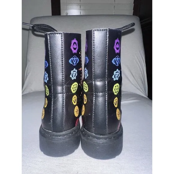 Yes We Vibe Vegan Leather Women's Boots Chakra Love 7W Black Mandala Print
