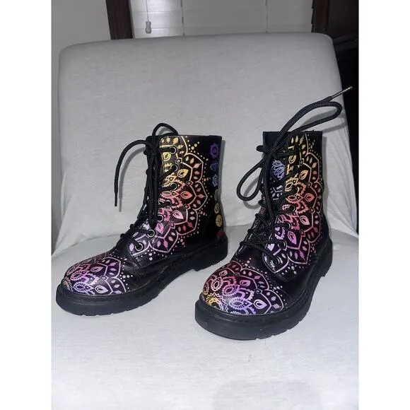 Yes We Vibe Vegan Leather Women's Boots Chakra Love 7W Black Mandala Print