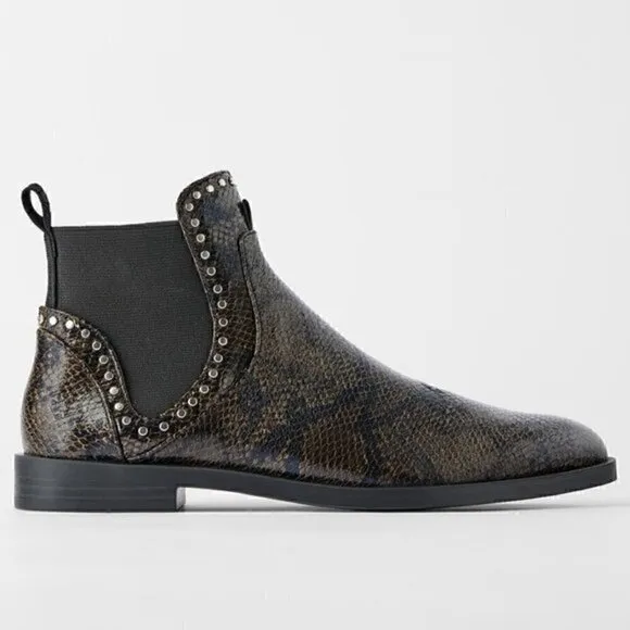 ZARA Almond Toe Boots