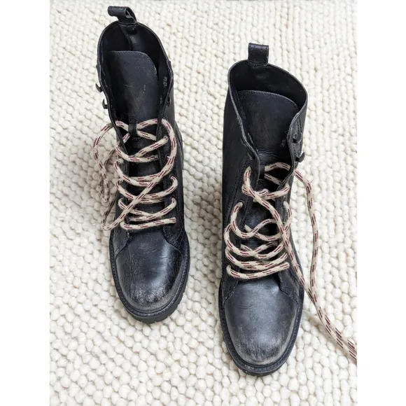 Zara Distressed look Flat Leather Lace Up Ankle Boots Women's Size 6