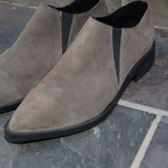 Zara | Flat Pointed Ankle Boots