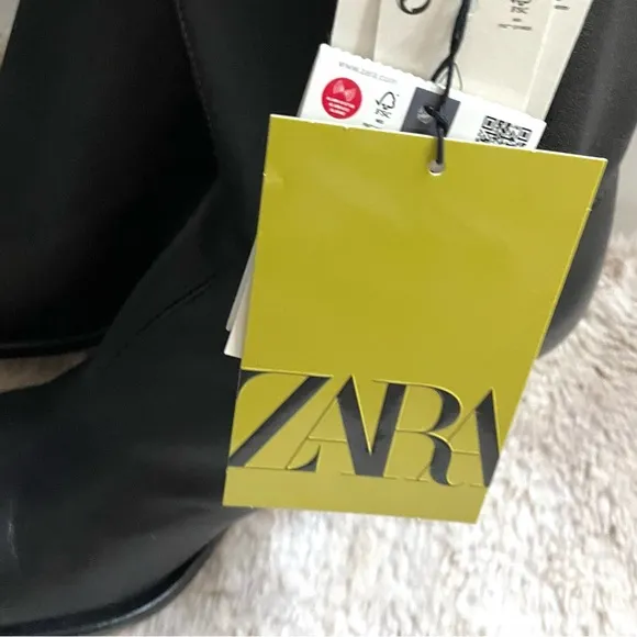 ZARA HEELED LEATHER BOOTS MADE IN SPAIN