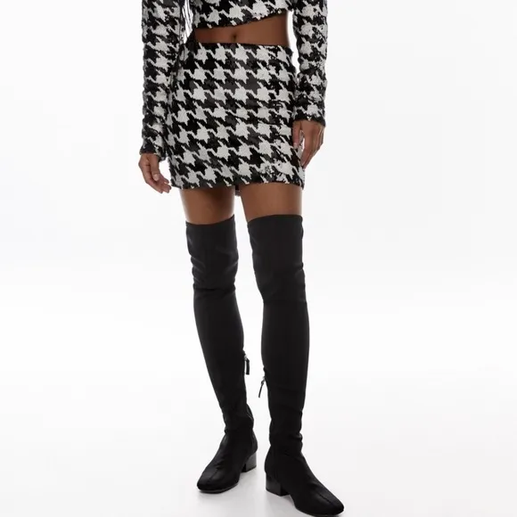 ZARA HEELED OVER THE KNEE BOOTS SZ 9 or EU 40
