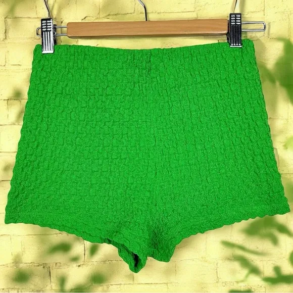 ZARA Honeycomb Woven Textured High Rise Stretchy Pull On Micro Mini Shorts Green