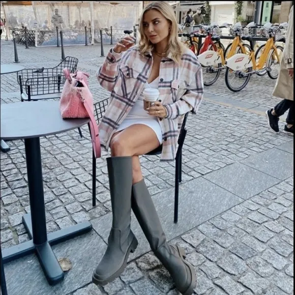 Zara low heeled rubberized boots