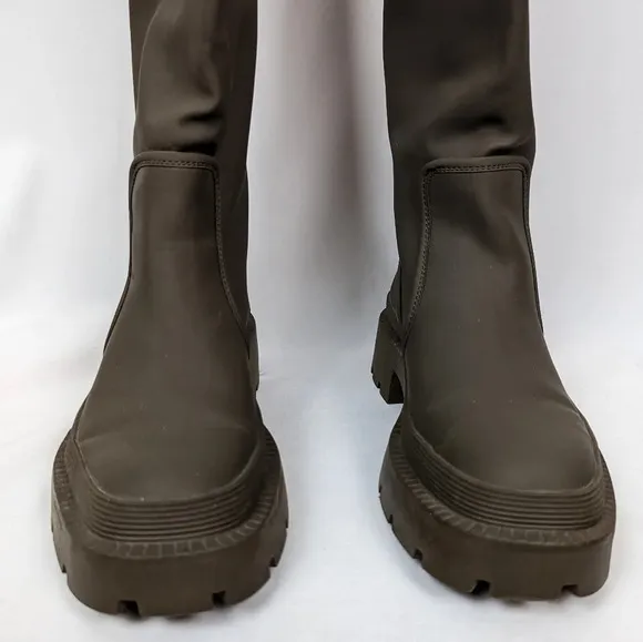 Zara low heeled rubberized boots